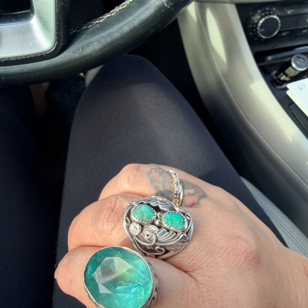 Stunning Silver Ring - image 2